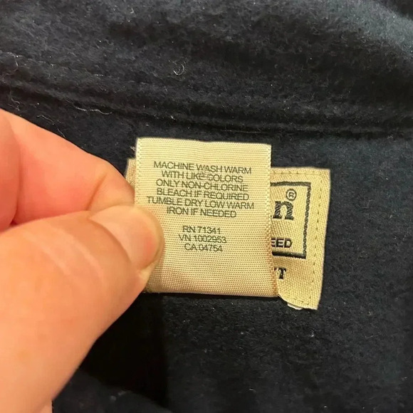 L.L.‎ Bean Men's Navy Blue Chamois Flannel Shirt Traditional Fit size Medium - Picture 6 of 8